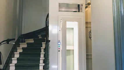 Photo de 3MC ASCENSEURS MONTE-ESCALIERS