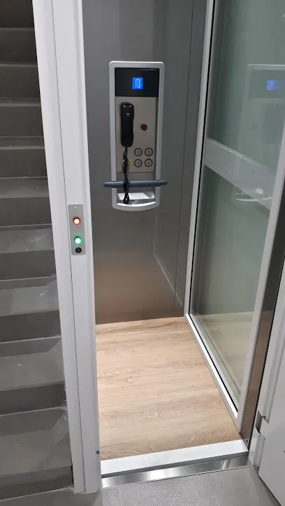 Photo de DOMOLIFT - Ascenseur privatif