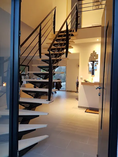 Photo de MENUISERIE ANSERIENNE ESCALIERS SUR MESURE