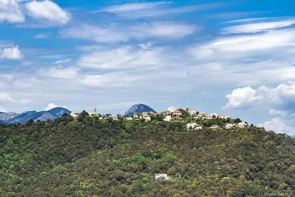 Monte Escalier Entreprise Entreprise monte escalier Prunelli-di-Fiumorbo